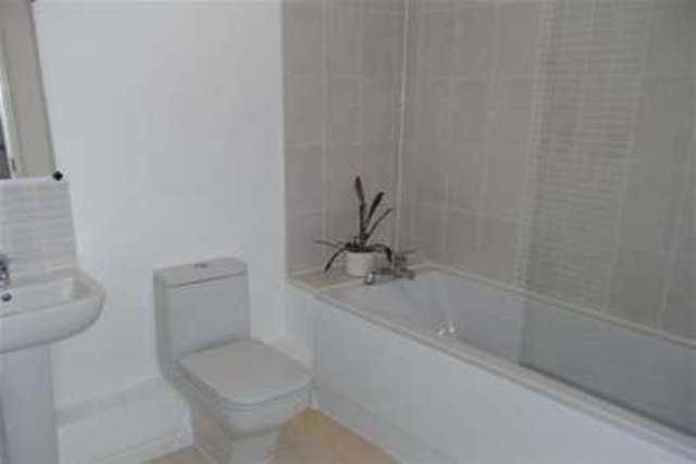  Image of 2 Bedroom Flat to rent at Paisley, PA1 2JP