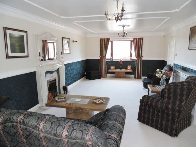  Image of 4 Bedroom Detached for sale at Beechwood Grove Pencoed Bridgend, CF35 6SU