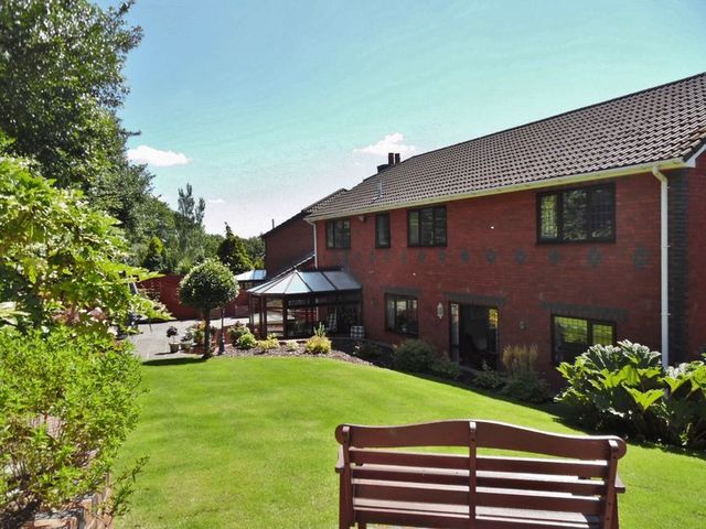  Image of 4 Bedroom Detached for sale at Beechwood Grove Pencoed Bridgend, CF35 6SU