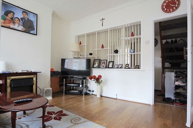  Image of 2 Bedroom Terraced for sale at Belfast Road  Liverpool, L13 5SR