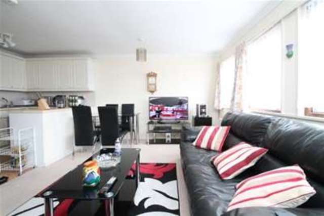  Image of 1 Bedroom Flat to rent at South Croydon, CR2 6QB