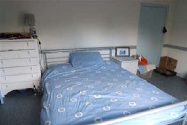  Image of 2 Bedroom Terraced to rent at Glasgow, G53 5EY