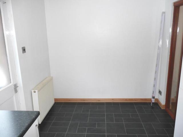  Image of 2 Bedroom Semi-Detached to rent at Glenrothes Fife Fife, KY6 3PQ