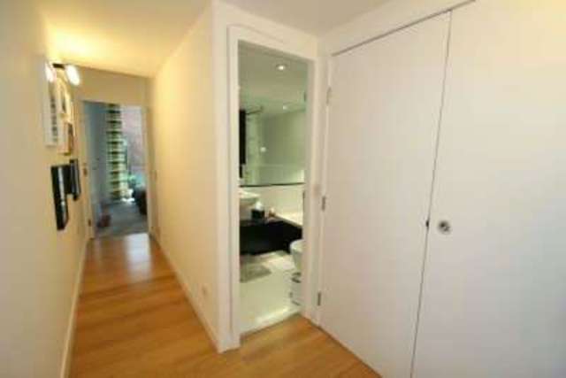  Image of 2 Bedroom Apartment for sale at Altrincham, WA14 4RB