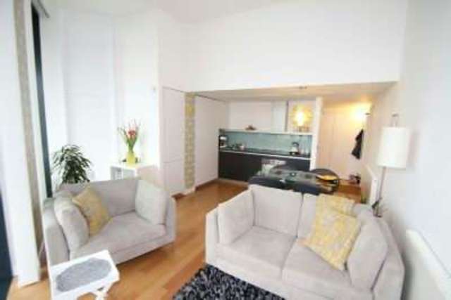  Image of 2 Bedroom Apartment for sale at Altrincham, WA14 4RB