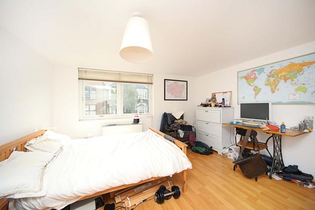  Image of 4 Bedroom Flat to rent at Bethnal Green London Bethnal Green, E2 9BU