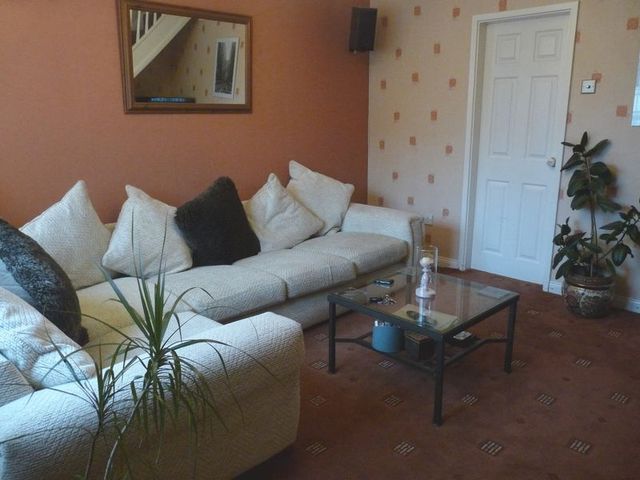  Image of 2 Bedroom Semi-Detached to rent at Cedar Road Castle Gresley Swadlincote, DE11 9JP