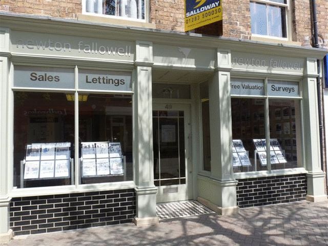  Image of 2 Bedroom Semi-Detached to rent at Cedar Road Castle Gresley Swadlincote, DE11 9JP