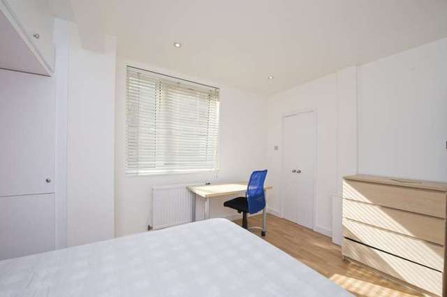 Image of Studio to rent at Chelsea Cloisters  Sloane Avenue, SW3 3DW