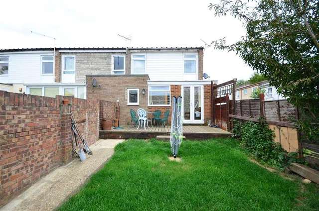  Image of 3 Bedroom End of Terrace for sale at Cowplain Waterlooville Waterlooville, PO8 9UD