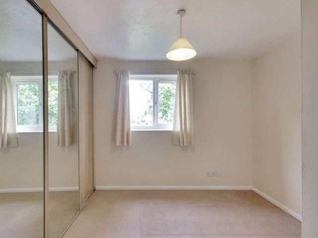  Image of 2 Bedroom Detached for sale at Dakin Close Maidenbower Crawley, RH10 7LJ