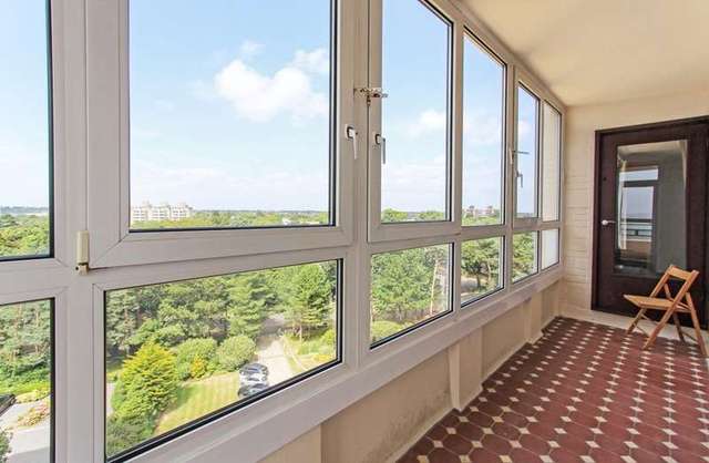  Image of 3 Bedroom Flat for sale at Manor Road East Cliff Bournemouth, BH1 3EJ