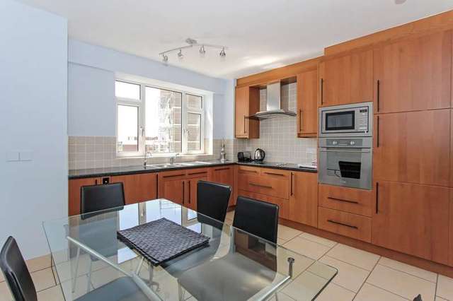  Image of 3 Bedroom Flat for sale at Manor Road East Cliff Bournemouth, BH1 3EJ