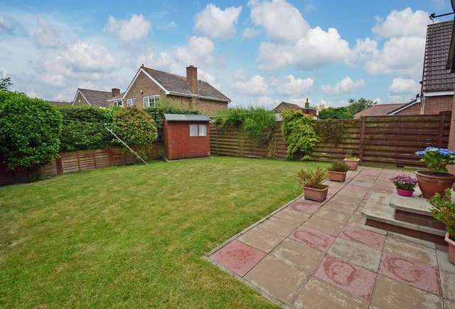  Image of 3 Bedroom Detached for sale at Wrenthorpe Wakefield West Yorkshire, WF2 0NU