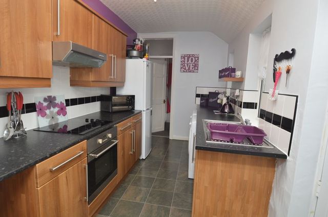  Image of 3 Bedroom Terraced for sale at Field Drive  Shirebrook, NG20 8BS