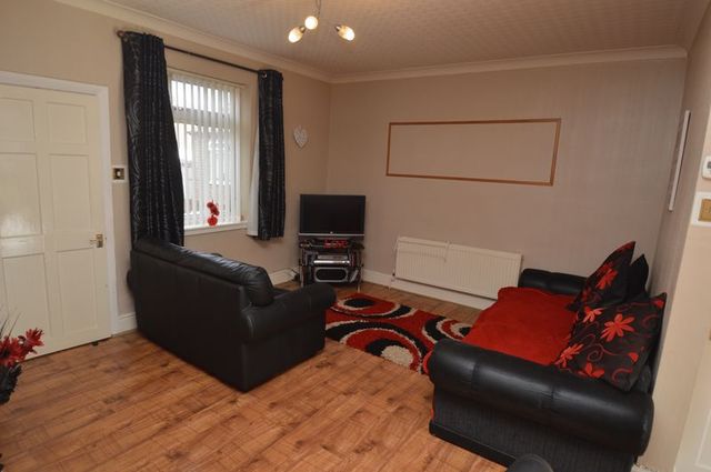  Image of 3 Bedroom Terraced for sale at Field Drive  Shirebrook, NG20 8BS