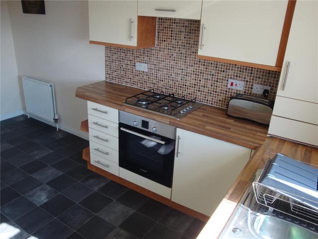  Image of 2 Bedroom Flat to rent at Dunfermline Fife Fife, KY11 8FY