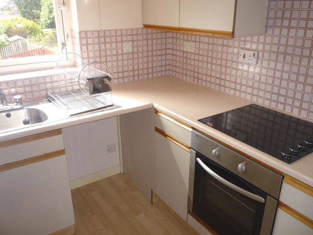  Image of 1 Bedroom Flat to rent at Dunfermline Fife Fife, KY11 4QT