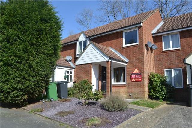  Image of 2 Bedroom Terraced to rent at East Sussex, TN37 7LP