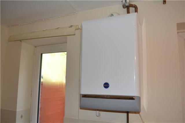  Image of 2 Bedroom Terraced to rent at East Sussex, TN37 7LP