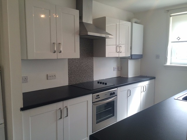  Image of 2 Bedroom Flat to rent at Yoker Glasgow Glasgow, G13 4DE