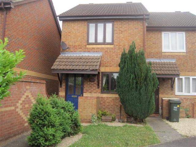  Image of 2 Bedroom Semi-Detached to rent at Launton, OX26 6YZ