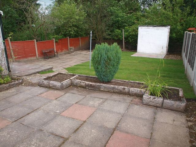  Image of 2 Bedroom Detached for sale at Higher Cleggswood Avenue Smithybridge Littleborough, OL15 0DJ