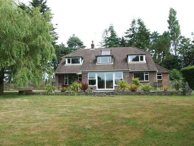  Image of 3 Bedroom Detached for sale at Huntick Road Lytchett Matravers Poole, BH16 6BB