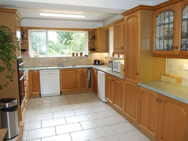  Image of 3 Bedroom Detached for sale at Huntick Road Lytchett Matravers Poole, BH16 6BB
