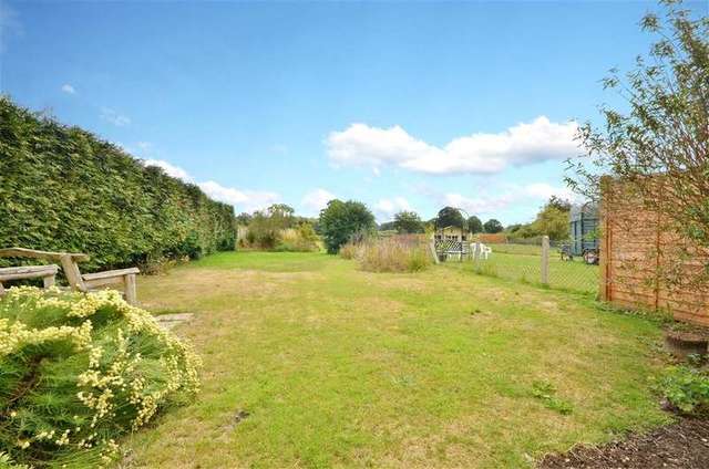  Image of 3 Bedroom Semi-Detached for sale at Sidlow Reigate Reigate, RH2 8PT