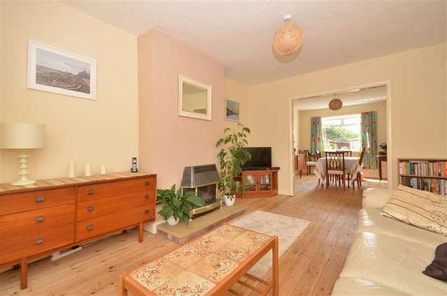  Image of 3 Bedroom Terraced for sale at Chichester West Sussex Chichester, PO19 8JQ