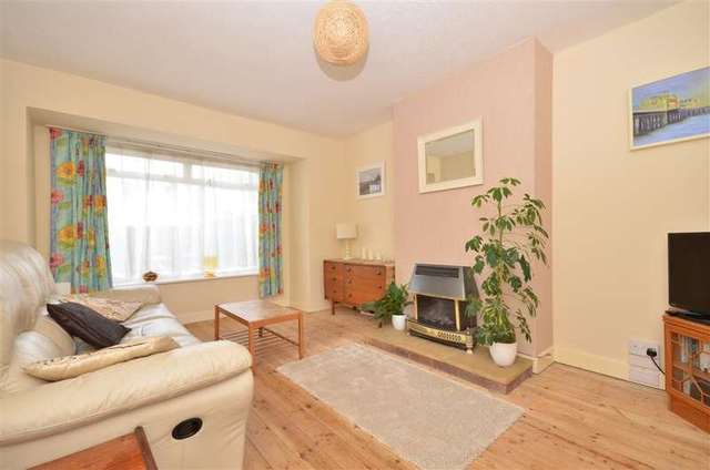  Image of 3 Bedroom Terraced for sale at Chichester West Sussex Chichester, PO19 8JQ