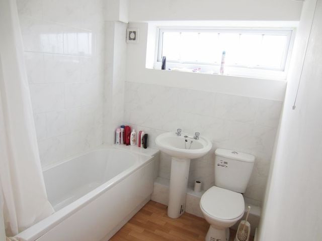  Image of 3 Bedroom Terraced to rent at Little Hill Way  Birmingham, B32 3RZ