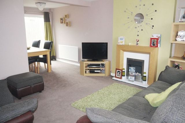  Image of 3 Bedroom Semi-Detached for sale at Long Furrow East Goscote Leicester, LE7 3ST