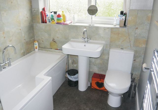  Image of 3 Bedroom Semi-Detached for sale at Long Furrow East Goscote Leicester, LE7 3ST