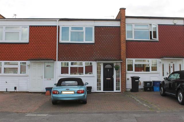  Image of 2 Bedroom Terraced for sale at Chigwell Essex Chigwell, IG7 4JE