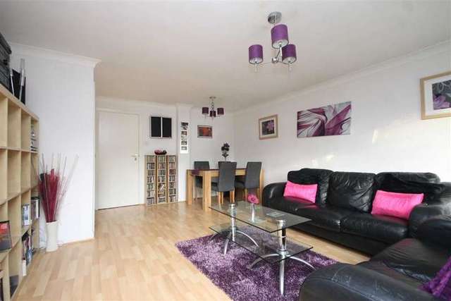  Image of 2 Bedroom Terraced for sale at Chigwell Essex Chigwell, IG7 4JE