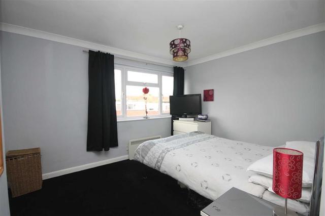  Image of 2 Bedroom Terraced for sale at Chigwell Essex Chigwell, IG7 4JE