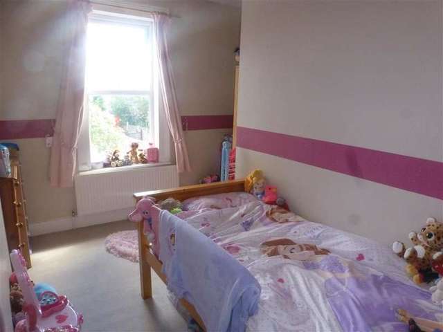  Image of 2 Bedroom Terraced for sale at Bexleyheath Kent Bexleyheath, DA7 5AR