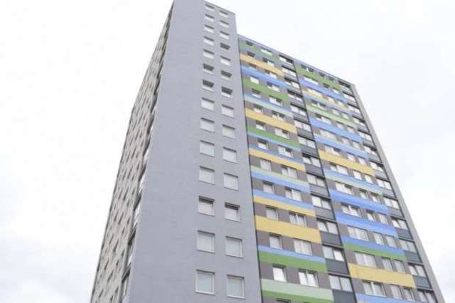  Image of 3 Bedroom Apartment for sale at Harts Lane  Barking, IG11 8LP