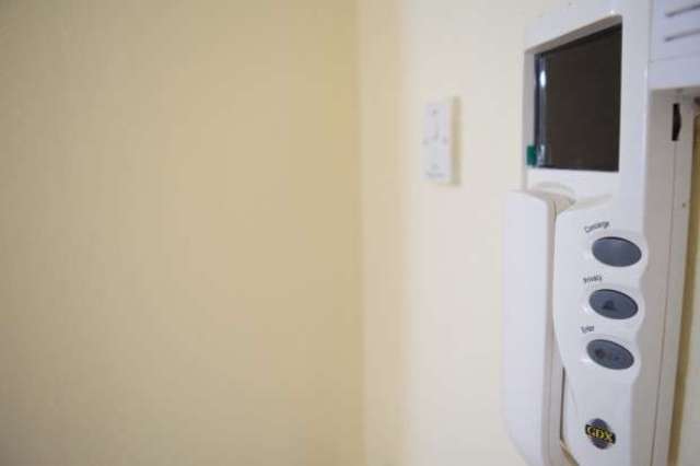  Image of 3 Bedroom Apartment for sale at Harts Lane  Barking, IG11 8LP