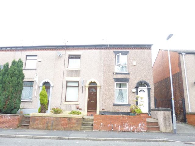  Image of 2 Bedroom Terraced for sale at Molyneux Street  Rochdale, OL12 6PZ
