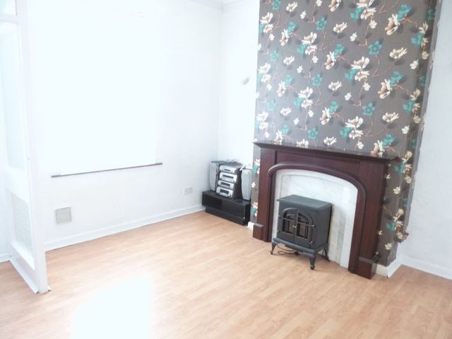  Image of 2 Bedroom Terraced for sale at Molyneux Street  Rochdale, OL12 6PZ