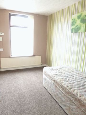 Image of 2 Bedroom Terraced for sale at Molyneux Street  Rochdale, OL12 6PZ