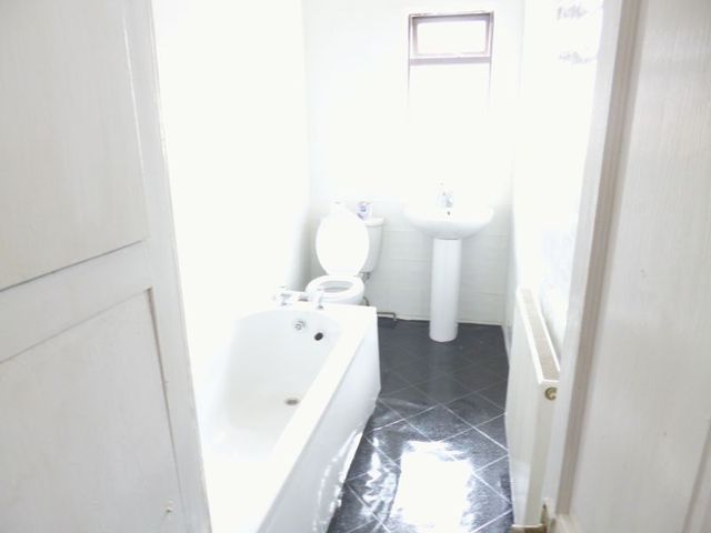  Image of 2 Bedroom Terraced for sale at Molyneux Street  Rochdale, OL12 6PZ