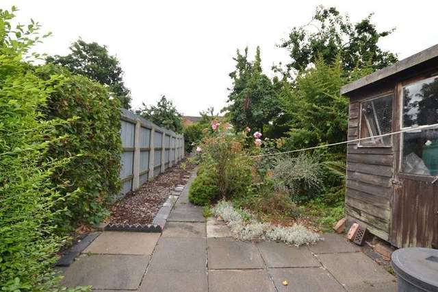  Image of 2 Bedroom Terraced for sale at Oakwood Road Sparkhill Birmingham, B11 4EY