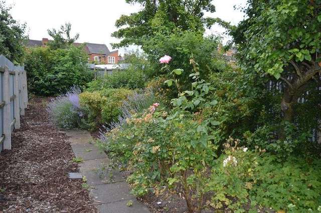  Image of 2 Bedroom Terraced for sale at Oakwood Road Sparkhill Birmingham, B11 4EY
