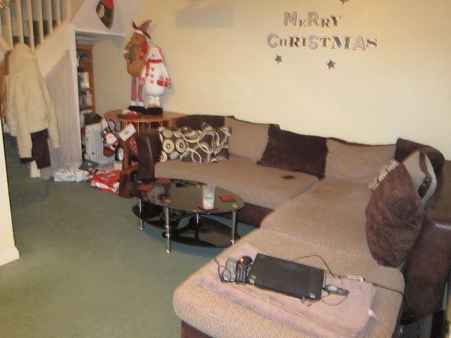  Image of 1 Bedroom Semi-Detached to rent at Orchard Close  Ashford, TW15 1JD