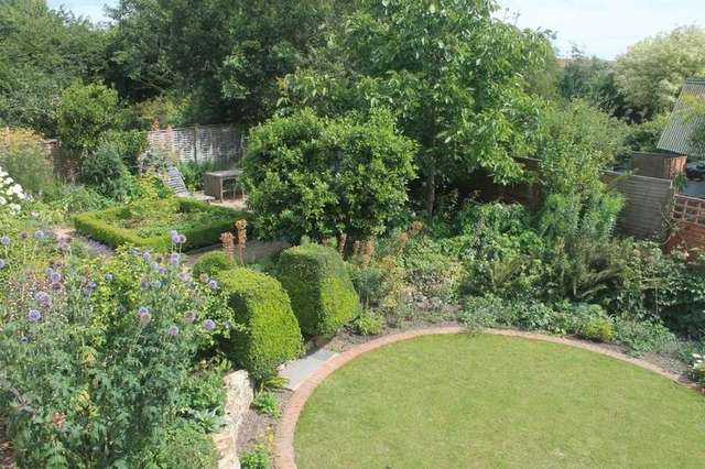  Image of 4 Bedroom Cottage for sale at Payhembury Honiton Devon, EX14 3HR