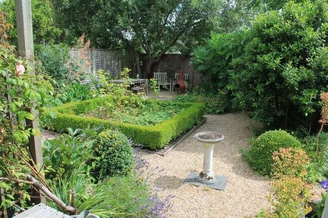  Image of 4 Bedroom Cottage for sale at Payhembury Honiton Devon, EX14 3HR